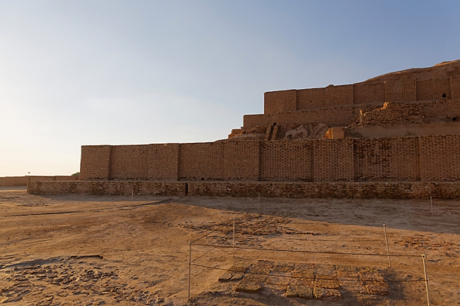 Choqâ Zanbil-Zigourat-006